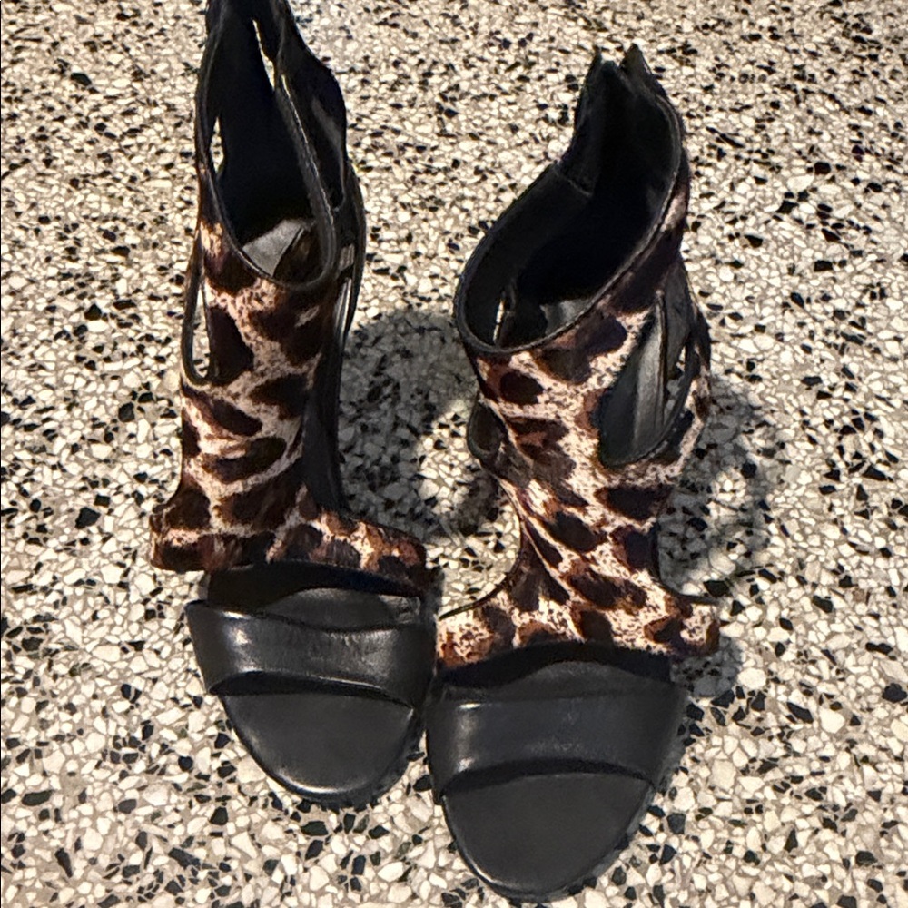 Sandro Black and Leopard Print Women's Heels